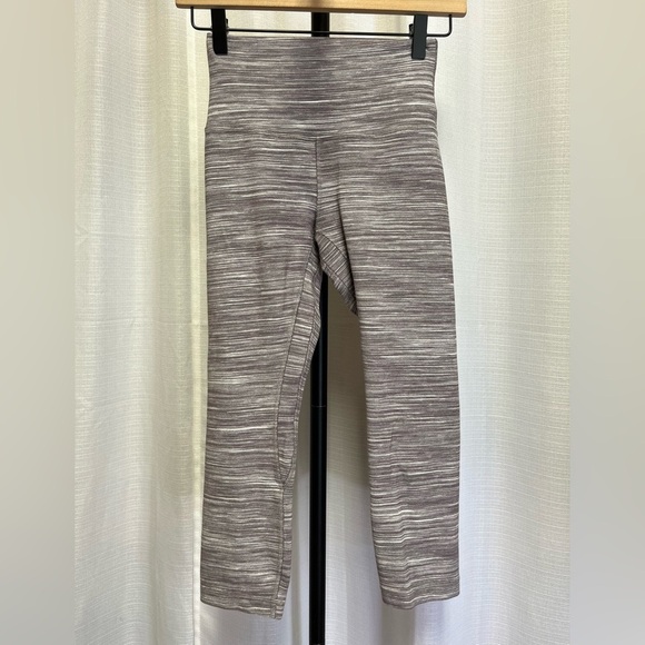 Lululemon Align Crop *21"
Mini Space Dye Herringbone Jacquard pants | size 4 - Picture 1 of 9